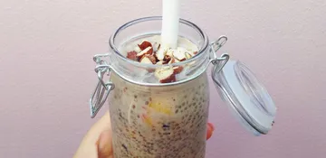 Chia puding s banánem